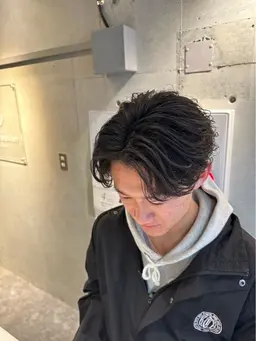 カット+フェザーorニュアンスパーマ🦅🦅