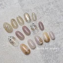 【オフなしの方限定】お任せデザイン✨使いたくない色や好きなテイストはお伺い致します^ ^得意なものは上品大人可愛いネイル