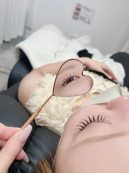 オフなし 80本までフラットラッシュつけ放題⭐️リペア不可×