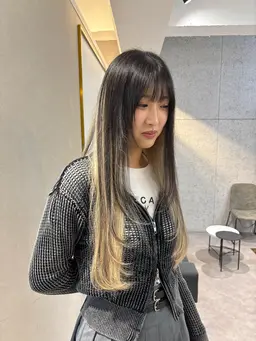 【U22レイヤーカット限定✨️】カット＋艶トリートメント