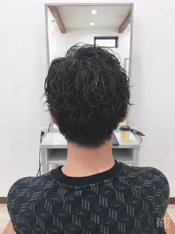 [平日限定]カット＋スパイラルパーマorツイストパーマ