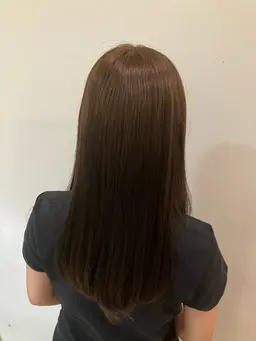 【直近予約歓迎✨】【色落ちした髪にツヤを✨】落ち着いた深みのある色合いに🍀《トーンダウン》17:30~19:30受付