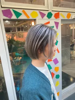 《平日、​〜​18時までのご案内》メンズ　バレイヤージュ・シャドールーツカラー＋前処理トリートメント🌴🔥