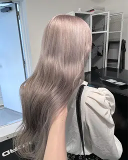 迷ったらコレ✧*。【ブリーチ➕艶カラー➕1stepトリートメント➕ヘッドマッサージ付き】