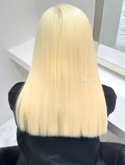 【ダメージ補修集中ケアファイバーボンドトリートメント付き】根本ブリーチ✨リタッチのみ⭐️