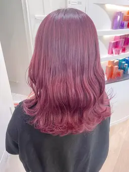 【周りと差をつける個性派カラー💙】ブリーチ+全体カラー+プチトリートメント