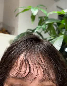 前髪カット+前髪パーマ