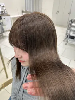 完全無料❕12/14(日)限定ブリーチリタッチ+透明感カラー+最高級トリートメント付き✨️