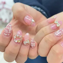 定額Cコース：🌈持ち込みアート、華やかデザイン、パーツストーン120分付け放題(ドライケアオフ込み)