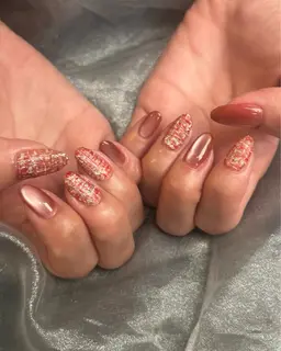 オーダーネイル💅🏼画像持込みOK！ワンカラー＋4本程度のアート！パーツ乗せもアートです。※手書きアート不可