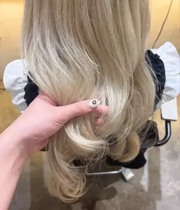 【7/29限定🎀】豊中駅前💖1名様のみ募集❣️ブリーチなしワンカラー＋卵殻膜トリートメント🥚✨スパ付き