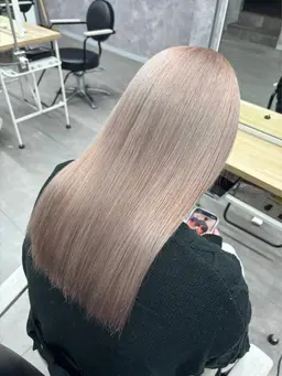 【🎀平日限定🎀】ミディアム~ロングのお客さま限定✂️ メンテナンスカット+ダメージ補修トリートメント ✧*｡