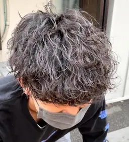 カット+パーマ￥30200→￥11000【メンズOK】