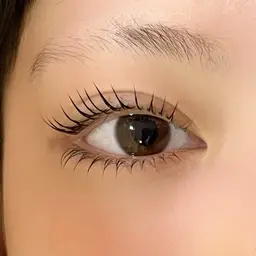 再来🩶上下まつげパーマ（束間コーティング付き）
