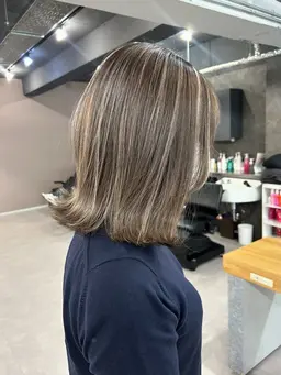 【11月限定】早い者勝ち平日限定🎖️ハイライト＋カラー＋カット＋トリートメント