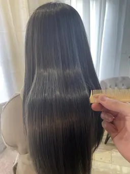 💚ツヤさらダメージレス縮毛矯正💚カット+ファイバープレックスケア縮毛矯正+ミルボンTR