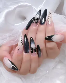 🫶🏻成人式大おすすめ・学割ネイル→持ち込み＋長さ出し10本・つけ放題あり