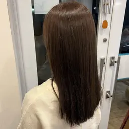 🌟7月すぐ予約受付中🌟《毛先カット＋トリートメント》
