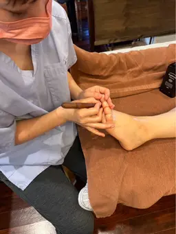 【平日限定！】30分足ツボ🦶➕膝下オイルマッサージ