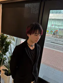 cut + design color ( インナーカラー／グラデーション／ハイライト)