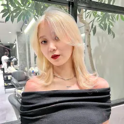 《高発色&淡い色が好きな方》レイヤーカット+ブリーチ2回&最高級カラー+トリートメント