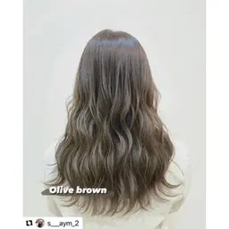 🩷全体アディクシーカラー（アッシュ、寒色系が出やすい）＋プレトリートメント🩷¥4500