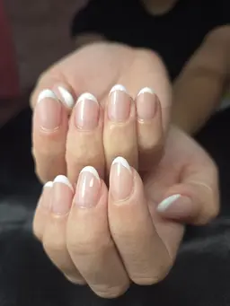 【オフ込み】フレンチネイル