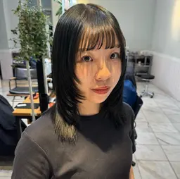 レイヤーカット+透明感ツヤカラー🖤✨【カットメニューは木曜・土曜日限定になります🙂‍↕️】