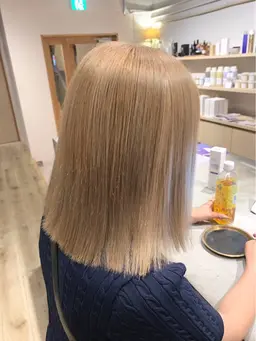 ダブルカラー(ブリーチあり)＋ブロー