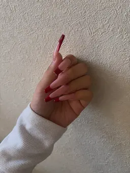 【オープン記念】《オフあり》　フレンチネイル　※長さ出し別料金