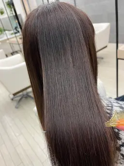 白髪染め未使用で白髪染め＋髪質改善サプリ✨若々しい髪に必要なのは透明感！マイナス20歳ヘアーを叶えるメニューです！