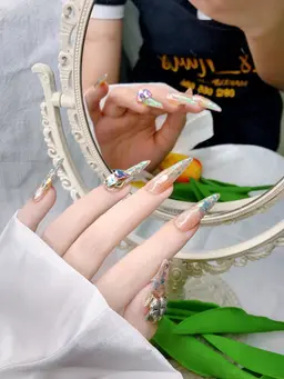 チップ長さだし🎀持ち込みデザイン・パーツ付け放題　オフ無し