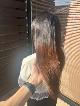 サラ艶シルクストレート💎(カット込み)