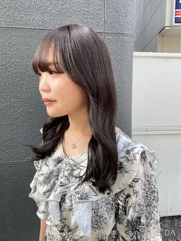 【人気No.1】　カラー＋艶トリートメント✨　鎖骨下から550円　土日祝550円　再来の方もこちらから！