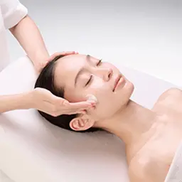 【月3名様限定】フェイシャルケアマッサージ&無料のお肌分析🍀 自分の肌を知って、もっと好きになれる特別メニュー🤍