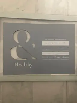 ＆healthyアンドヘルシー（マツエクパーマ）140本　施術前アイシャンプー、コーティング仕上げ込み