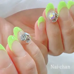 気品溢れる上品フレンチネイル（ベース無し）💅🏻✨️