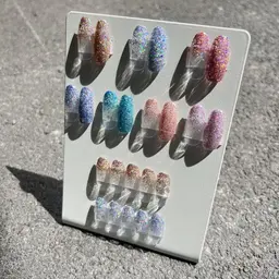 (オフあり）【モデル様募集】HAND.💅🏻ラメグラデーションネイル🎀技術向上のため研修ネイリストが担当！オフ無料