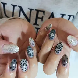 【10本やり放題/時間制限なし/ドライケア込み】持ち込みデザイン/成人式/卒業式/ブライダル