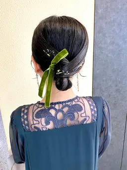 同窓会や謝恩会に✨パーティーヘアセット💎🫧ྀི