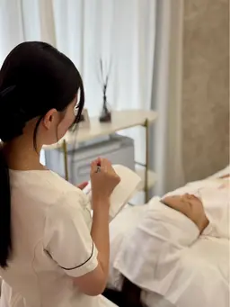 【乾燥･くすみが気になる方に★】最先端美容液導入！