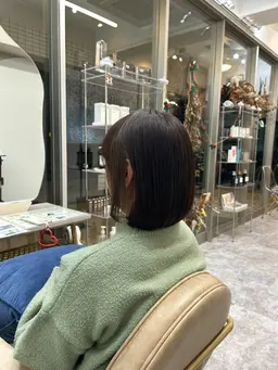 【1月7日以降の平日のご案内になりますℹ️】 🌿白髪染め+トリートメント🌿