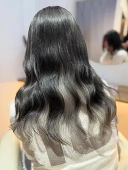 《🌟残り13名様‼️🌟》インナーカラー＋1stepトリートメント付き🎀予約前に必ず詳細ご確認ください！