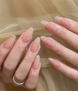 チップ+ジェル長さだしワンカラー🩷