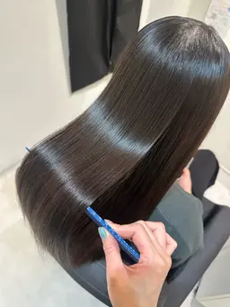 髪質改善ストレート+毛先カット👱🏻‍♀️✂️✨