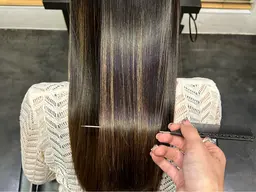 【定番メニュー】カット+カラー+癖を抑えるヒタ髪質改善トリートメント【nui 茨木】