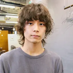 メンズカット+メンズパーマ+メンズカラー+Aujuaトリートメント（学生割引30%offもございます）