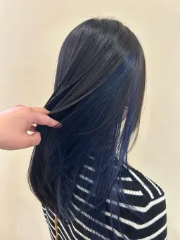 カット➕インナーカラー(ケアブリーチ込み)➕全体カラー➕潤いトリートメント