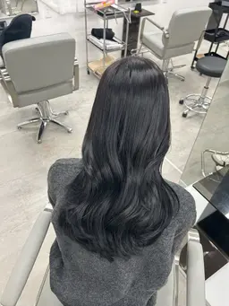 12月限定🎀カット➕カラー➕内部補修トリートメント💞