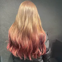 「グラデーションカラー＋トリートメント」🩶🩶